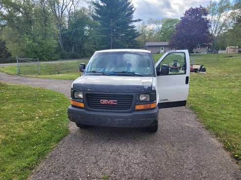2004 Chevy Express 3500 for sale in Jackson, MI