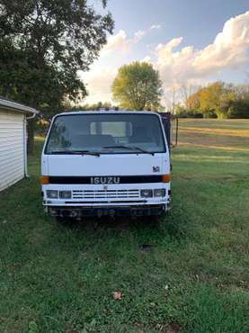 Cab over Isuzu for sale in NICHOLASVILLE, KY