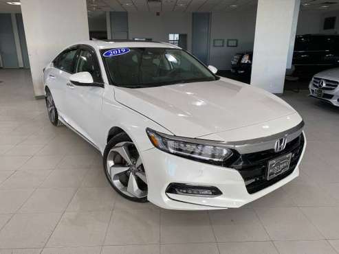 2019 Honda Accord Touring - - by dealer - vehicle for sale in Springfield, IL
