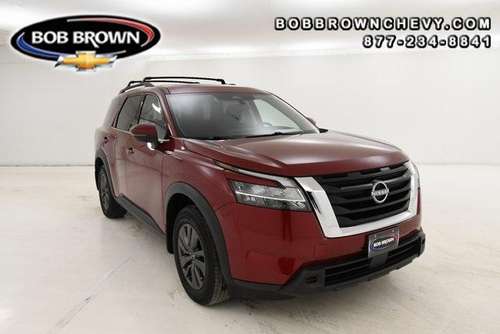 2022 Nissan Pathfinder SV for sale in URBANDALE, IA
