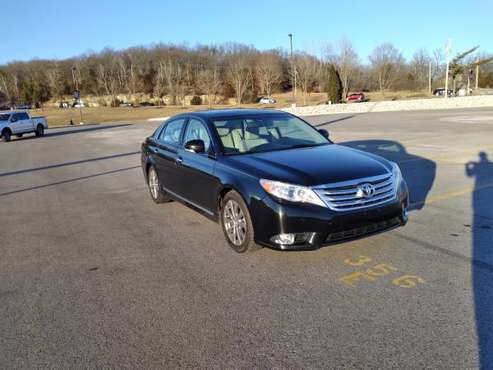 Toyota Avalon Limited 135k Black Excellent - - by for sale in Eureka, MO