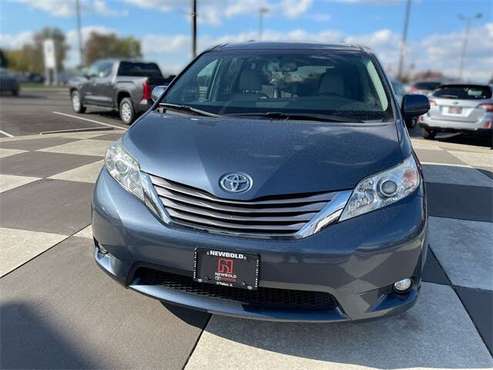 2017 Toyota Sienna XLE 7-Passenger AWD for sale in O'Fallon, IL