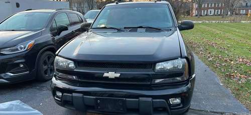 2005 Chevy trailblazer 4x4 1900 today only need to move - cars & for sale in St. Charles, IL