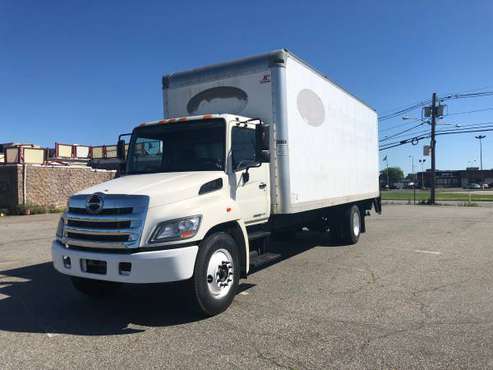 2013 Hino 268, 24 Feet Box, Non CDL, AirBreak, Low Miles, LIKE NEW!! for sale in Jersey City, NY