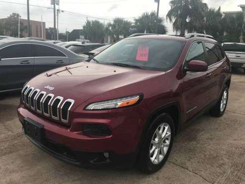 2014 jeep cherokee DOWN PAYMENTS 1500 AND UP - cars & for sale in Houston, TX