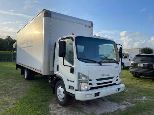 Commercial Trucks-2016 Isuzu - Gas - 20 Box-Liftgate! for sale in Palmetto, FL