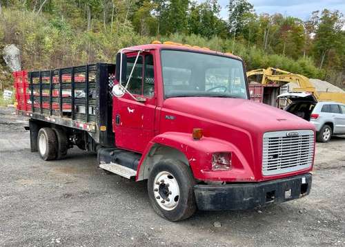 2000 Freight Liner FL-70 for sale in Patterson, NY