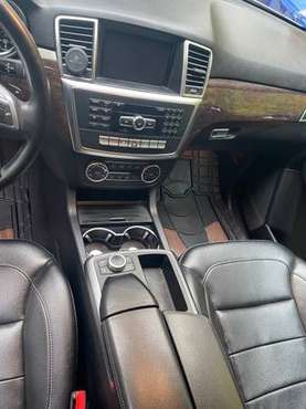 2013 Mercedes Benz ML-350 for sale in Rutland , MA