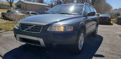 2005 VOLVO XC70 - AWD - CROSS COUNTRY for sale in Stewartsville, PA