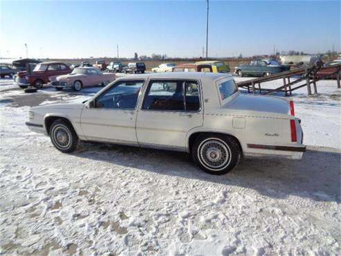 1987 Cadillac DeVille for sale in Staunton, IL