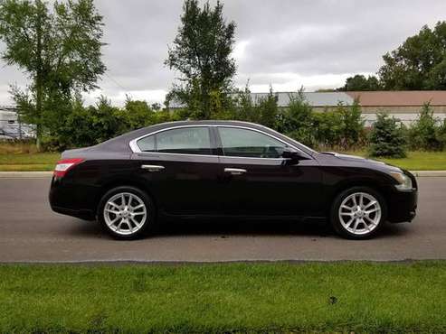 Nice 2011 Nissan maxima with 91k miles. Clean title. for sale in Newport, MN