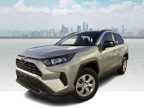 2021 Toyota RAV4 LE for sale in Waukesha, WI