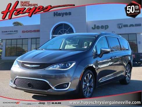 2017 Chrysler Pacifica Limited for sale in Gainesville, GA