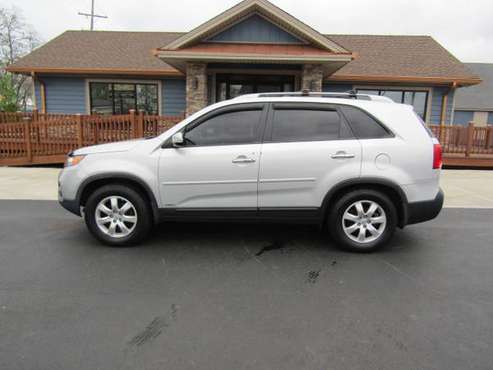 2013 Kia Sorento LX 4WD New Engine - - by dealer for sale in Hamilton, OH