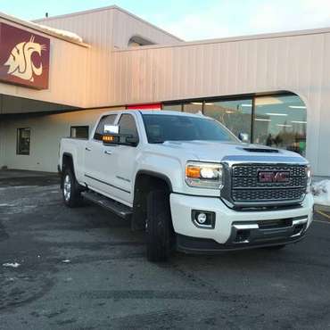 2018 GMC Sierra 2500HD Denali, 4WD, 1 Owner, No accidents - cars & for sale in Pullman, WA