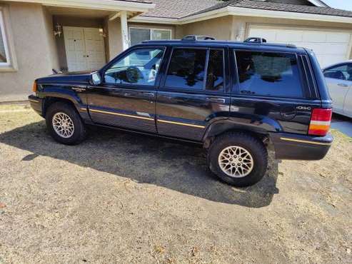 1995 jeep grand Cherokee limited 4x4 for sale in Ventura, CA