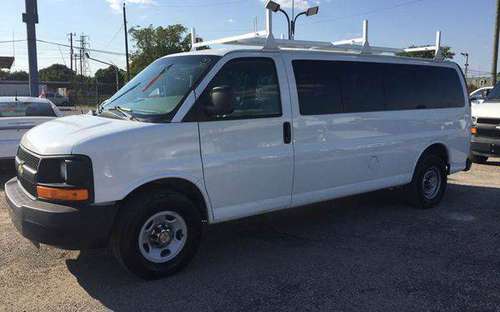 2010 Chevrolet Chevy Express Passenger LS 3500 3dr Extended Passenger for sale in Pasadena, TX