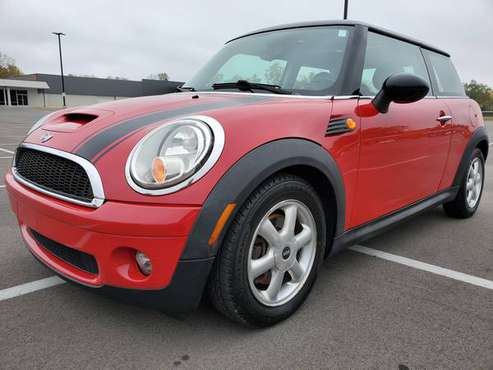 2009 Mini Cooper - cars & trucks - by owner - vehicle automotive sale for sale in Richmond, OH