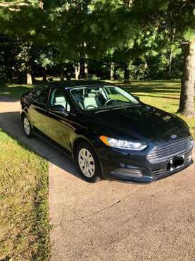 Ford Fusion S - cars & trucks - by owner - vehicle automotive sale for sale in Rock Falls, WI