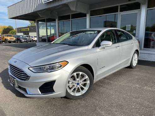 2019 Ford Fusion Hybrid SEL - - by dealer - vehicle for sale in Portage, WI