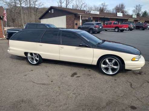 1995 Chevrolet Caprice Wagon LT1 - - by dealer for sale in Swannanoa, NC