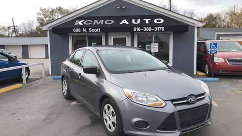 2014 Ford Focus S -gas saver - cars & trucks - by dealer - vehicle... for sale in Kansas City, MO