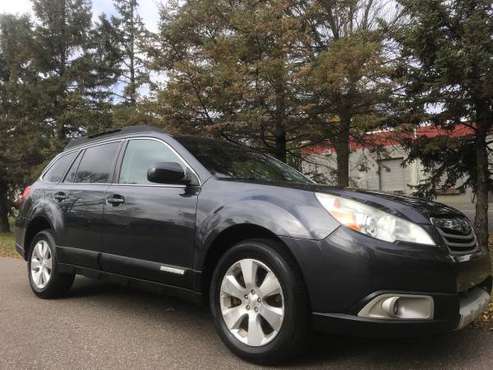 2011 SUBARU OUTBACK 3.6 LTD AWD NAV BLUETOOTH ROOF CLEAN! for sale in Minneapolis, MN