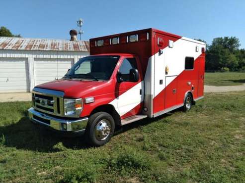 2013 Ford E450 Gas Ambulance! for sale in Rock Falls, IL