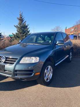 Volkswagen Touareg - 1 Owner - cars & trucks - by owner - vehicle... for sale in Saint Paul, MN