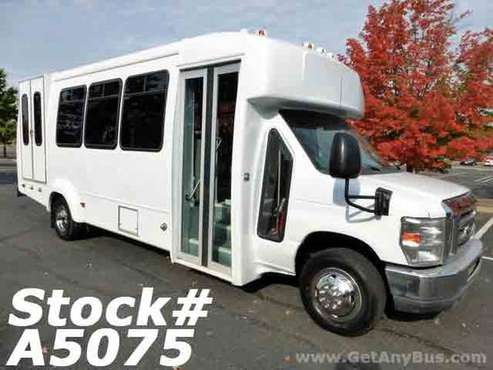Church Buses Shuttle Buses Wheelchair Buses Wheelchair Vans For Sale for sale in Westbury, IN