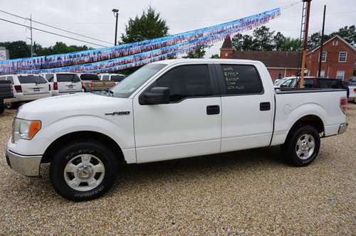 2009 Ford F-150 XLT 4DR Crew Cab Truck White 254K Miles for sale in Hattiesburg, MS