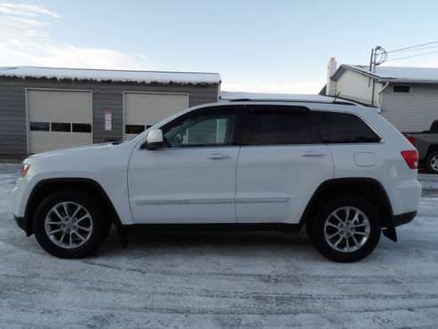 2013 JEEP GRAND CHEROKEE LAREDO 4x4 - - by dealer for sale in St. Albans, VT