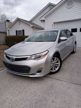 Toyota Avalon XLE Clean Carfax & Over 30MPG See Pics! OBO for sale in New Bern, NC