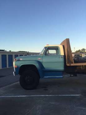 1967 Ford F600 4x4 Flatbed Dump for sale in Virginia Beach, VA