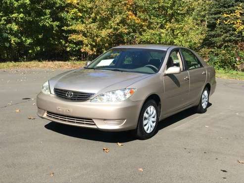 2005 Toyota Camry LE Sedan - - by dealer - vehicle for sale in Bolton, CT