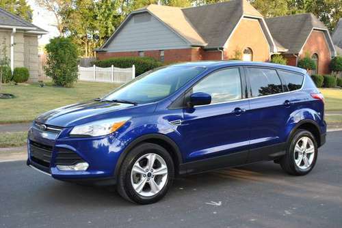 2015 Ford Escape Se Sport Utility, Like New Condition for sale in Memphis, TN