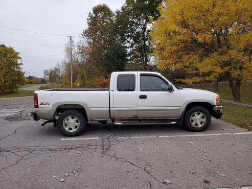 2005 GMC Sierra 1500 SLT Z71 Extended Cab $1000 OBO for sale in Schenectady, NY