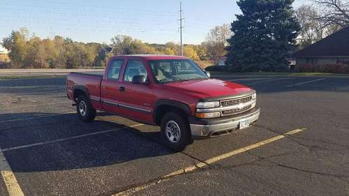 2000 Chevrolet Silverado 1500 Chevy LS Extended Cab 5.3L V8 4WD 4x4 for sale in Eden Prairie, MN