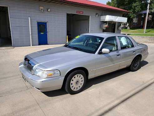 2006 MERCURY GRAND MARQUIS LS *Save Thousands* Financing Available*... for sale in Traer, IA