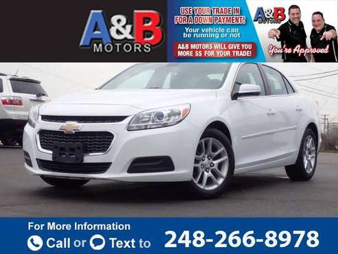 2016 Chevy Chevrolet Malibu Limited LT sedan White for sale in Waterford Township, MI