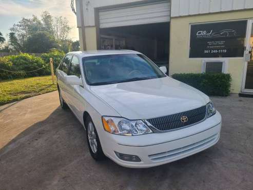 2000 Toyota Avalon XLS - - by dealer - vehicle for sale in Royal Palm Beach, FL