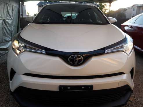 2019 Toyota CH-R XLE CHR *EXCELLENT COME SEE* Carfax In Hand for sale in Ramona, CA