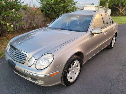 2004 Mercedes-Benz E320 Luxury Sedan SUPER CLEAN LEATHER MOONROOF for sale in Clearwater, FL