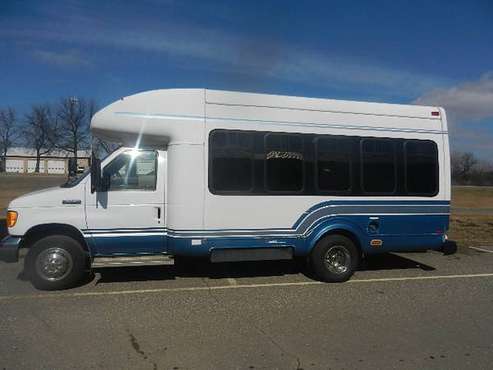 Wheel Chair Lift (3) ""Shuttle Buses"" for sale in hutchinson, MN. 55350, MN