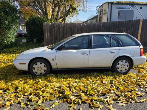 Saturn 1997 wagon, for parts, brand new tires - cars & trucks - by... for sale in Medford, OR