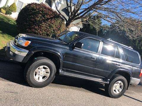 2000 toyota 4runner for sale in Springfield, MA