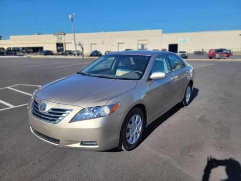 2007 Toyota Camry Hybrid - Excellent Gas Mileage! for sale in Tulsa, OK