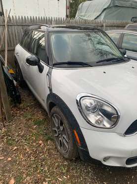 2011 Mini Cooper Countryman S 4x4 - cars & trucks - by dealer -... for sale in Syracuse, NY