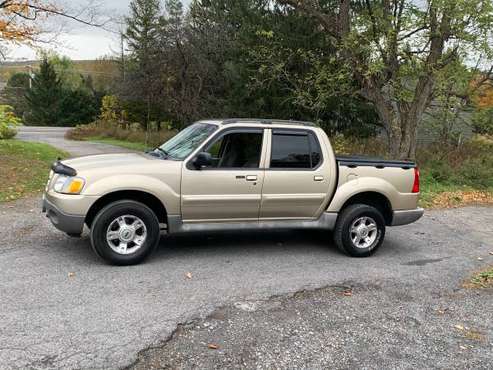 2003 FORD EXPLORER SPORTRAC XLT 4X4 1 OWNER for sale in Jamesville, NY