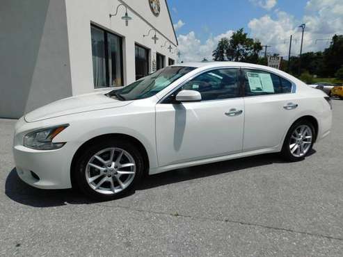 2014 *Nissan* *Maxima* *4dr Sedan 3.5 SV* Pearl Whit for sale in Downingtown, PA